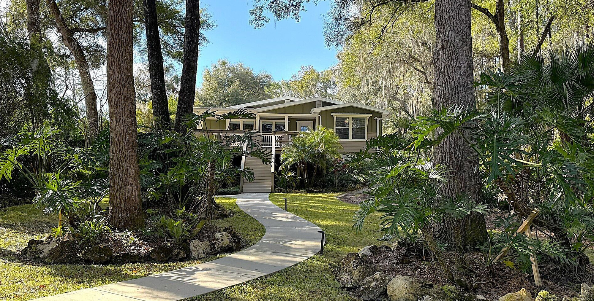 rainbow-river-oasis-home